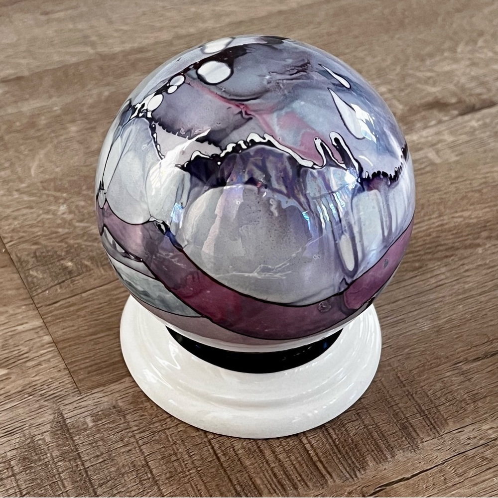 Vintage Handpainted Abstract Porcelain Ornament‎ With Stand